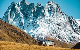 Mountain House In Juta